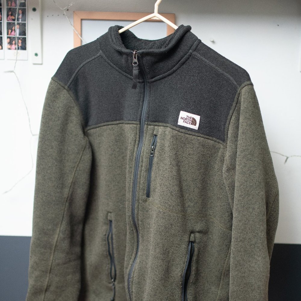 North Face Zip Up Large